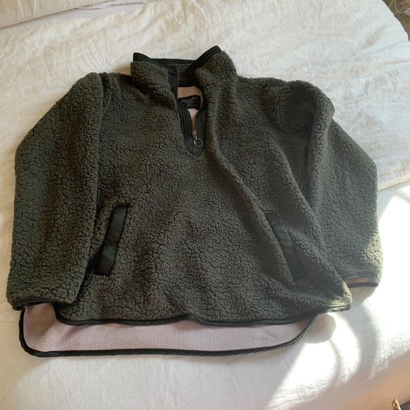 a&f sherpa pullover